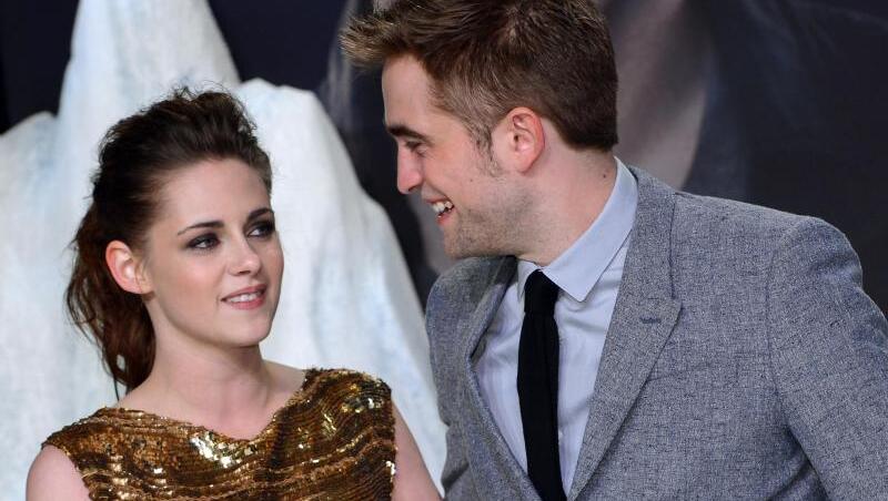 Robert Pattinson war die erste große Liebe von Kristen Stewart. Robert Pattinson war die erste große Liebe von Kristen Stewart.