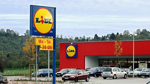 Eine Lidl-Filiale, die von Montag bis Samstag bis 20 Uhr geöffnet hat. An diesen Ladenschlusszeiten will die bayerische Regierung nicht rütteln – bis auf wenige Ausnahmetage pro Jahr.