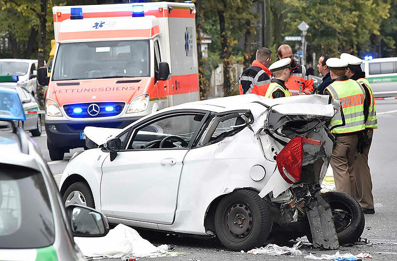 Die Bilder von der Massenkarambolage auf der Nymphenburger Straße.