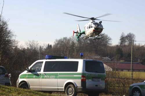 Großfahndung nach Bankraub in Weßling.