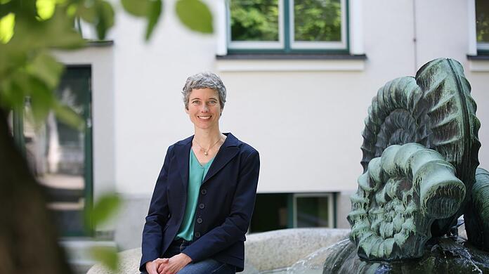 Julia Pongratz forscht daran, wie man Treibhausgase aus der Atmosphäre entnehmen und speichern kann.