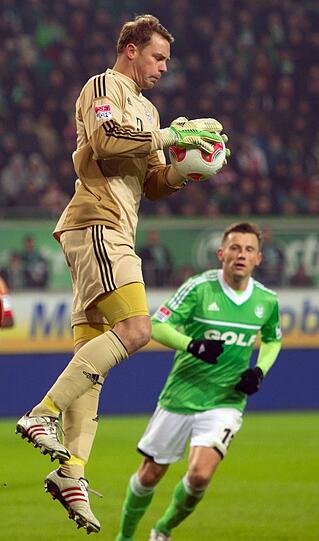 Manuel Neuer: &bdquo;Wir hören nicht auf, wollen versuchen, weiter erfolgreich Fußball zu spielen. Man kann nicht auf Remis spielen &ndash; auch nicht bei Arsenal. Wir wollen das bestmögliche Ergebnis erzielen. Wir brauchen sicher eine gute Tagesform, um dort bestehen zu können.&ldquo;