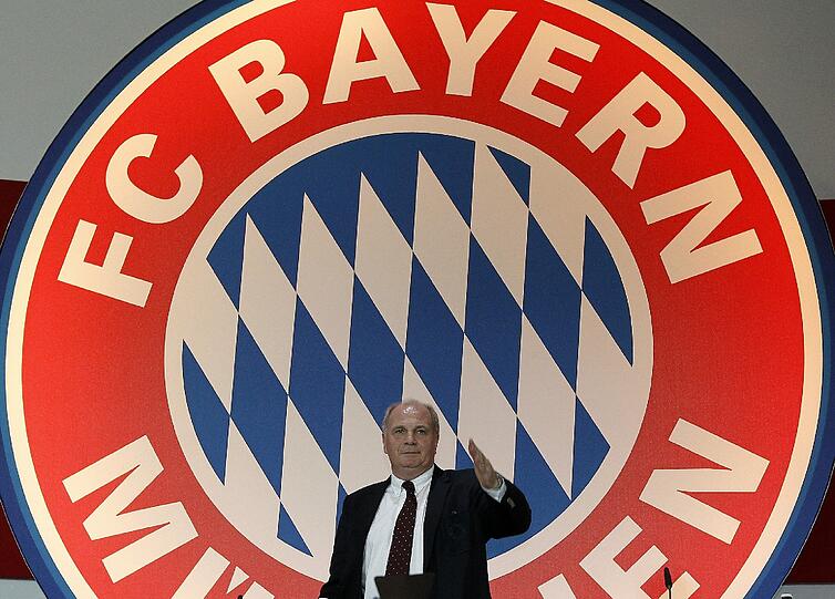 Bilder von der Jahreshauptversammlung des FC Bayern...