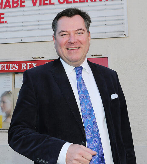 10. 2. Bürgermeister Josef Schmid: 146 058,26 Euro in 2015 (wegen seines Amtsantritts erst am 21.5.2014 erhielt er im Vorjahr nur knapp 88 000 Euro).