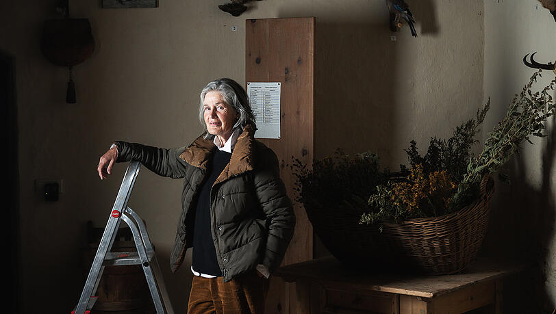 Brunhilde Rossi Agostini, Ehrenpräsidentin Kuratorium Schloss Welsperg. Brunhilde Rossi Agostini, Ehrenpräsidentin Kuratorium Schloss Welsperg.