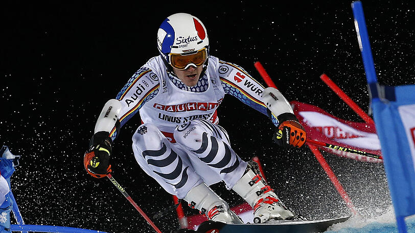 Linus Straßer holte beim Parallel_Slalom in Stockholm den ersten Sieg