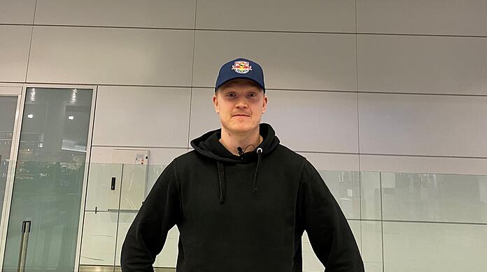Ankunft am Tag vor dem Transferschluss: Emil Johansson.