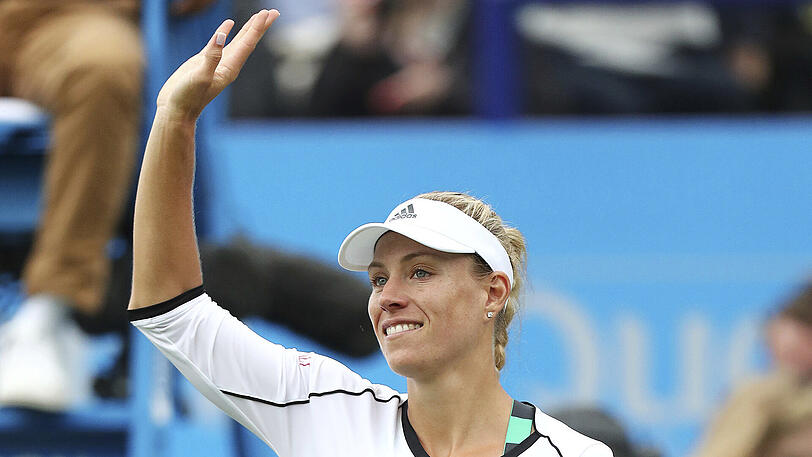 Beim Grand-Slam-Turnier in Wimbledon (ab Montag) ist Kerber erstmals topgesetzt und muss nach ihrem Finaleinzug im Vorjahr viele Weltranglistenpunkte verteidigen.