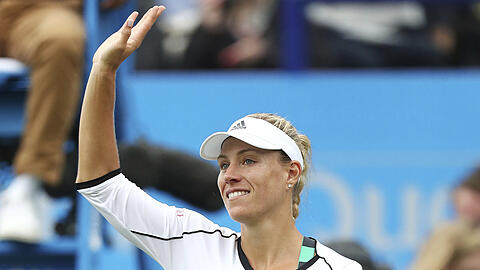 Beim Grand-Slam-Turnier in Wimbledon (ab Montag) ist Kerber erstmals topgesetzt und muss nach ihrem Finaleinzug im Vorjahr viele Weltranglistenpunkte verteidigen.