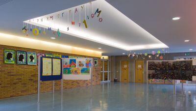 Ein Bild von der Aula,das im Internet-Auftritt der Grundschule gezeigt wird. Ein Bild von der Aula,das im Internet-Auftritt der Grundschule gezeigt wird.