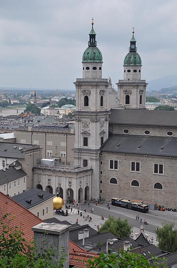 Die Mozartstadt Salzburg ist ein ideales Ziel für einen entspannenden Kurzurlaub - für Mama allein oder die ganze Familie.