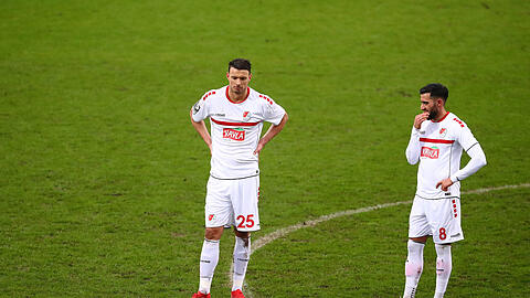 Bedient: Petar Sliskovic (l.) und Ünal Tosun von Türkgücü München.