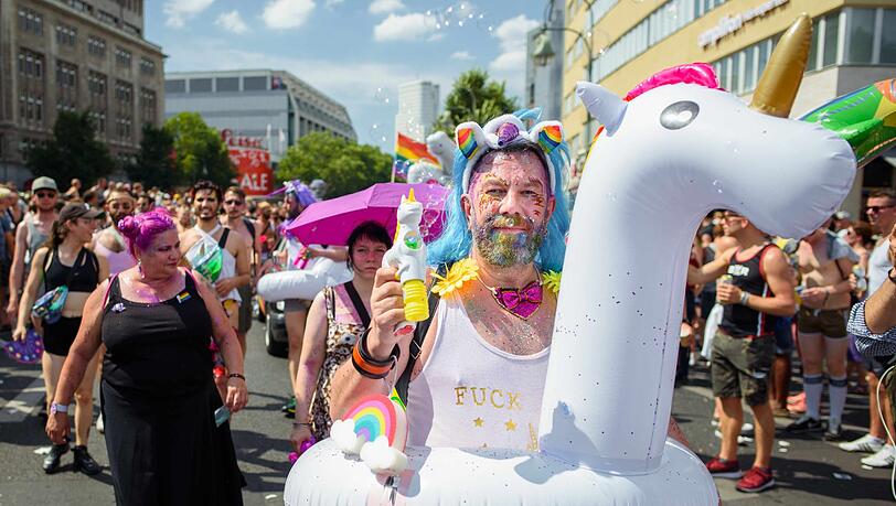 Parade zum Christopher Street Day in Berlin