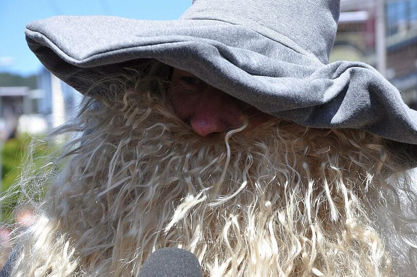 Gandalf, bist du's? Nee, ein verkleideter Fan.