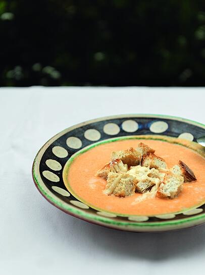 Kürbissuppe mit Provolone-Croutons oder klangvoll auf Italienisch: Crema di zucca con crostini al provolone. Kürbissuppe mit Provolone-Croutons oder klangvoll auf Italienisch: Crema di zucca con crostini al provolone.