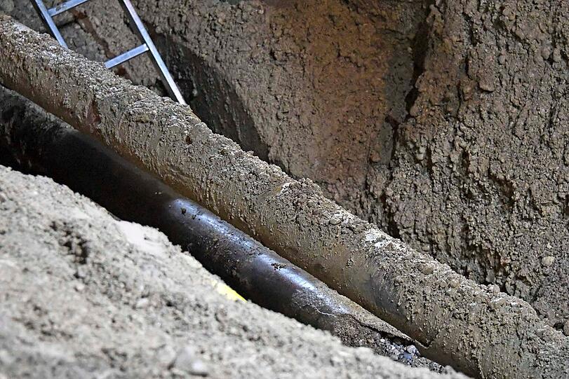 Warum es zum Wasserrohrbruch gekommen ist, ist derzeit noch unklar.