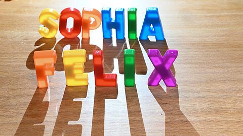 Felix und Sophia waren 2025 in Bayern offenbar die beliebtesten Namen f&uuml;r Neugeborene.