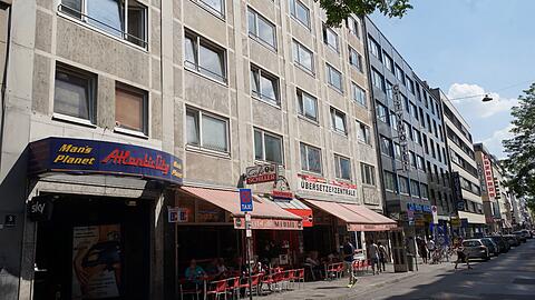 Das Haus Schillerstraße 3 und 3a weicht einem neuen Hotel.