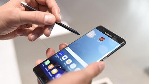 Bei den Überprüfungen wurden sowohl bei den Batterien im ersten Note 7 als auch beim zweiten Batterietyp eines anderen Herstellers Fehler festgestellt.