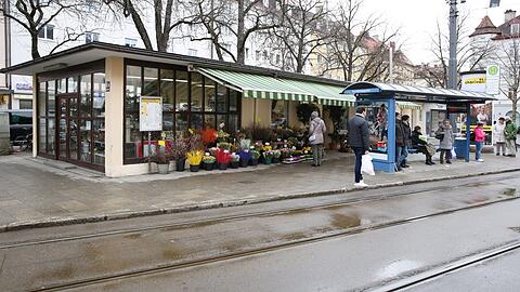 Einst machten hier die Trambahnfahrer Pause, jetzt ist hier der Blumenladen von Peter Zacher - der weit mehr als nur Blumen zu bieten hat.