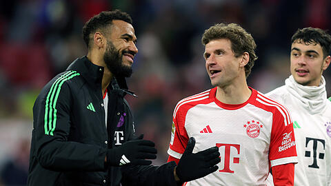Manchester United soll wohl Interesse an Eric Maxim Choupo-Moting und Thomas Müller haben.