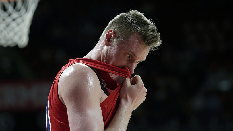 Bittere Euroleague-Niederlage für die Bayern-Basketballer um Leon Radosevic.
