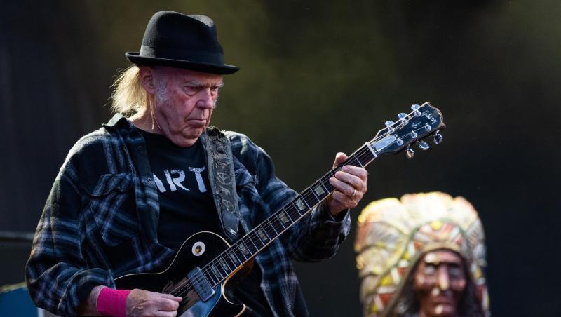 Gitarrenhäuptling Neil Young in Dresden. Gitarrenhäuptling Neil Young in Dresden.