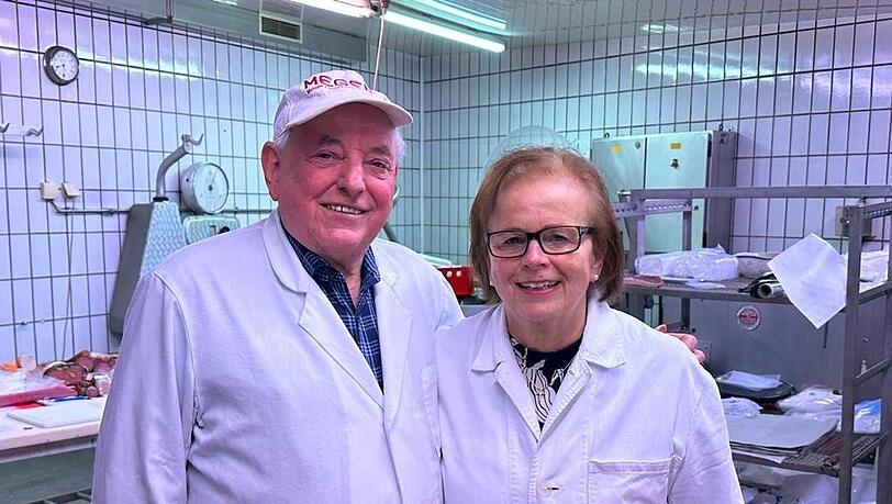 Franz und Gabi Pichler in ihrer Wurstküche an der Preysingstraße 14 in Haidhausen.