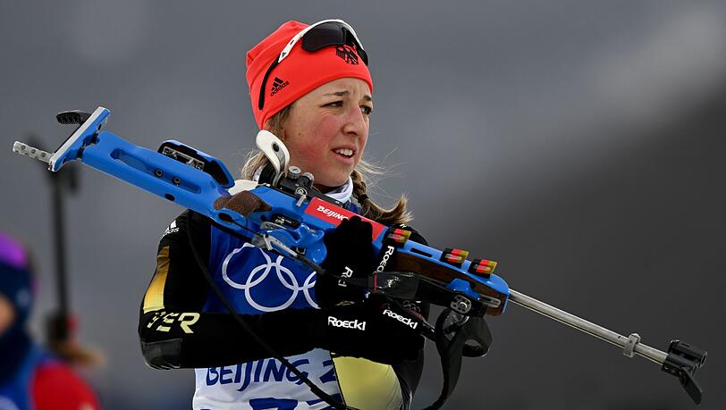 Franziska Preuß hat beim Weltcup in Östersund den Sieg nur hauchdünn verpasst.