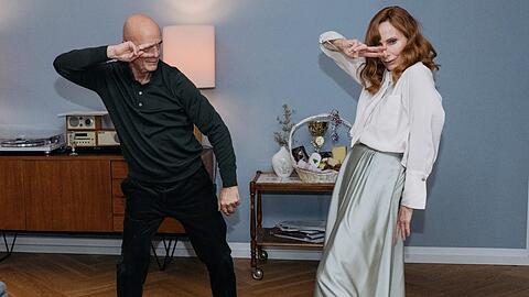 "Entführen für Anfänger": Adam (Christian Berkel) und Evelyn (Andrea Sawatzki) sind jetzt Komplizen.