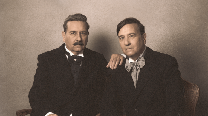 Alain Claude Sulzer hat sich in diesem Doppelporträt selbst als Jules und Edmond Goncourt inszeniert.