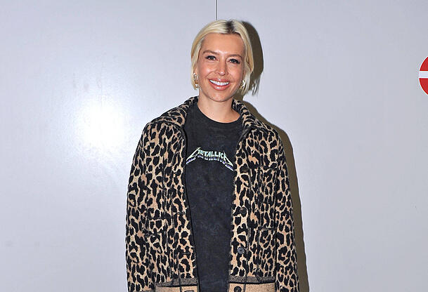 Verena Kerth am Flughafen in Frankfurt am Main. 2023 versuchte sie ihr Gl&uuml;ck bei "Ich bin ein Star &ndash; Holt mich hier raus!"