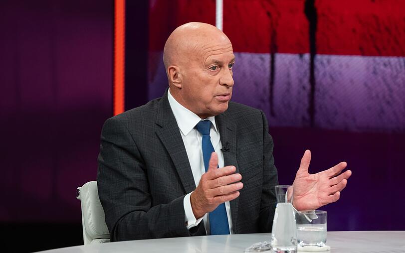AfD-Politiker R&uuml;diger Lucassen erl&auml;uterte seine Sichtweise, wie mit den Kriegen in Nahost und in der Ukraine umzugehen sei.