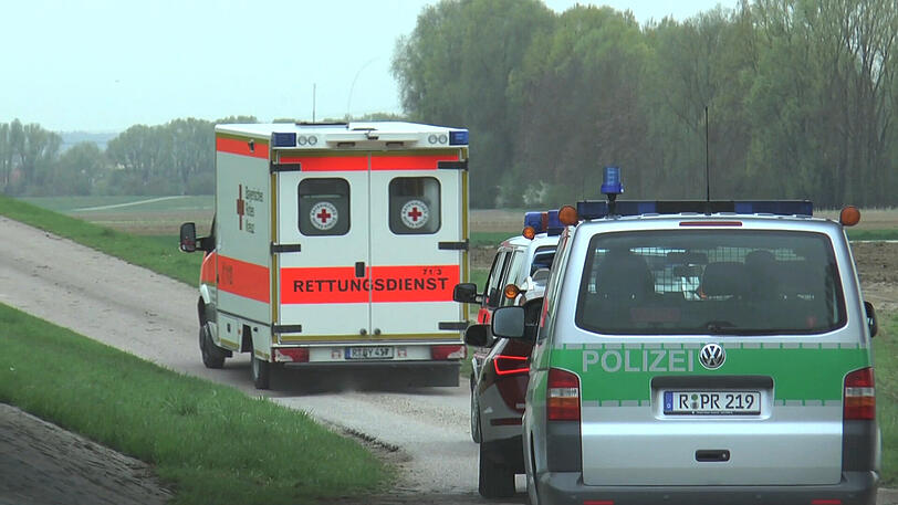 Polizei und Rettungskräfte waren mit einem Großaufgebot vor Ort.