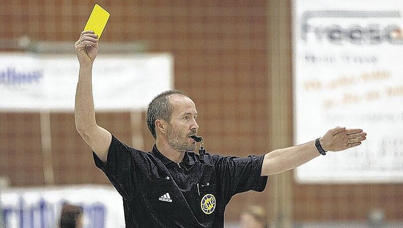 Plauderte nun aus, wie Handball-Schiedsrichter bestochen werden: Referee Michel Falcone aus der Schweiz. Plauderte nun aus, wie Handball-Schiedsrichter bestochen werden: Referee Michel Falcone aus der Schweiz.