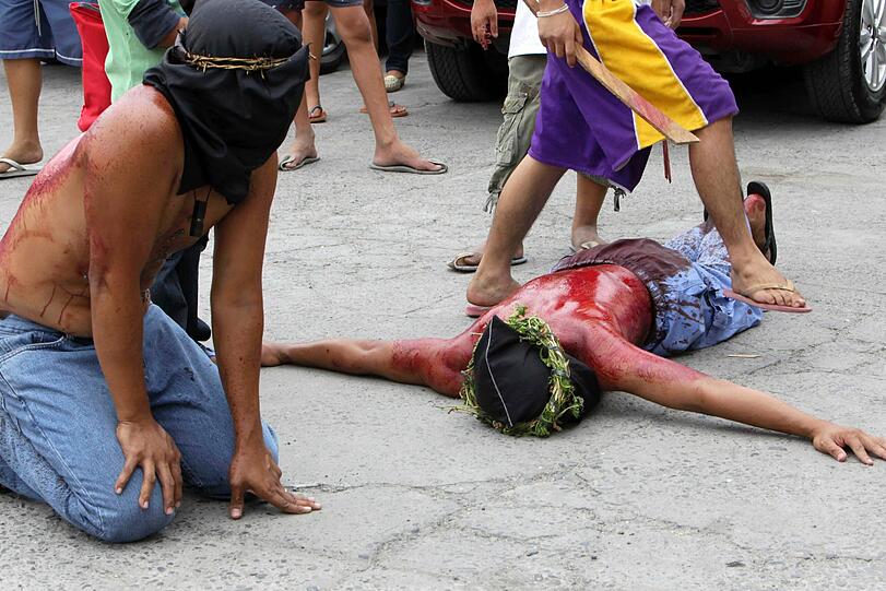 Die Bilder von den blutigen Passionsspielen auf den Philippinen.