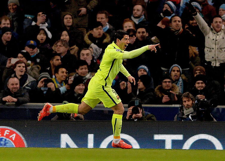Luis Suarez macht für Barca den Viertelfinaleinzug schon fast klar.