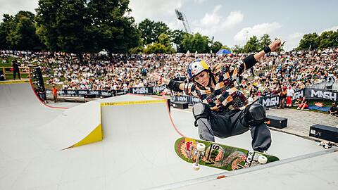 Wilde Skateboard-Tricks vor großem Publikum: Das ist eine der Disziplinen des Actionsport-Festivals „Munich Mash“, das heuer zum elften Mal im Olympiapark stattfinden wird. Geldsorgen plagen die Veranstalter jedes Jahr.