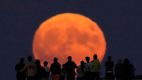 Vollmond über Chicago