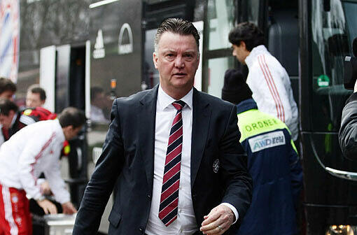 Louis van Gaal darf noch bleiben und muss doch bald gehen.