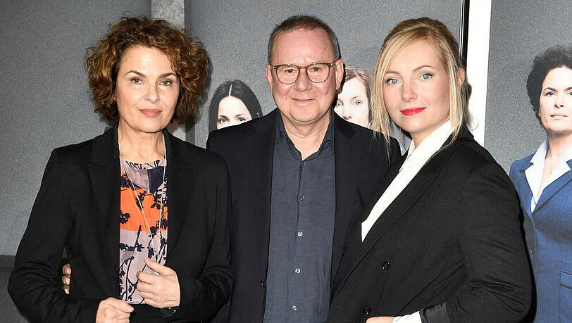 Barbara Auer (v.l.n.r.), Joachim Król und Nadja Uhl bei der Premiere des Fernsehfilms "Preis der Freiheit" in Berlin. Barbara Auer (v.l.n.r.), Joachim Król und Nadja Uhl bei der Premiere des Fernsehfilms "Preis der Freiheit" in Berlin.