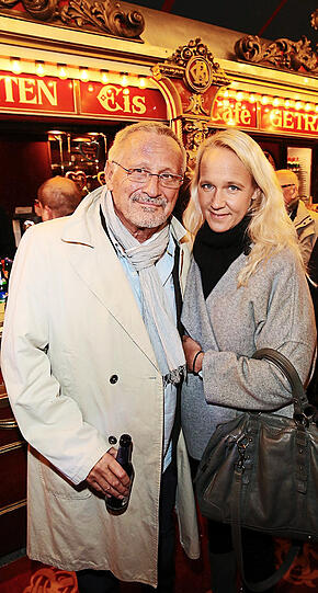 Wieder beieinander: Konstantin Wecker und seine Annik.