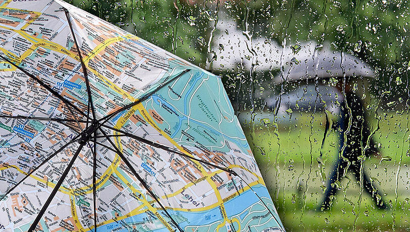 Rainmap: Der Regenschirm für verregnete Stadttouren. Rainmap: Der Regenschirm für verregnete Stadttouren.