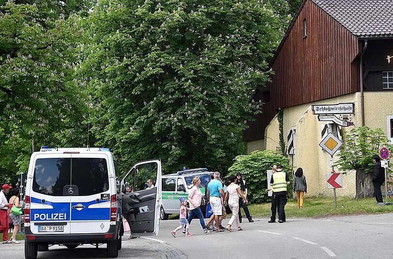 Weitere Bilder vom Unfall bei der Oldtimer-Rally