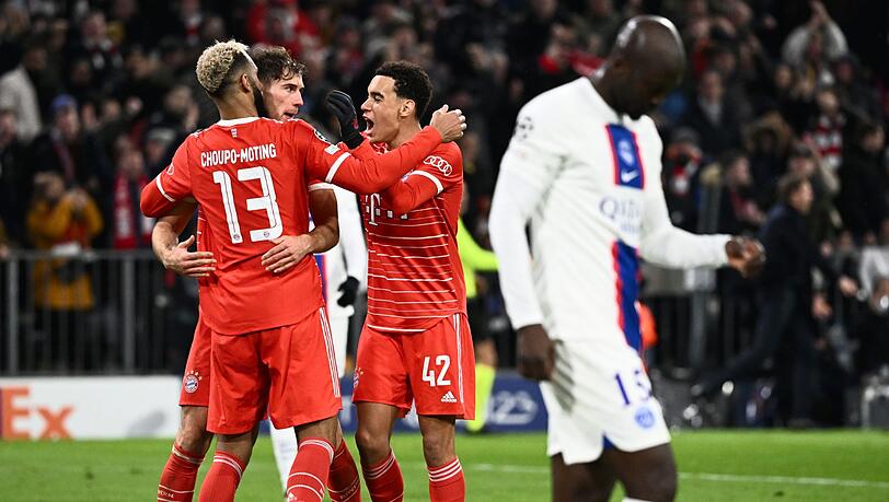 Eric Maxim Choupo-Moting (l) machte den Viertelfinal-Einzug von Bayern München gegen PSG perfekt.