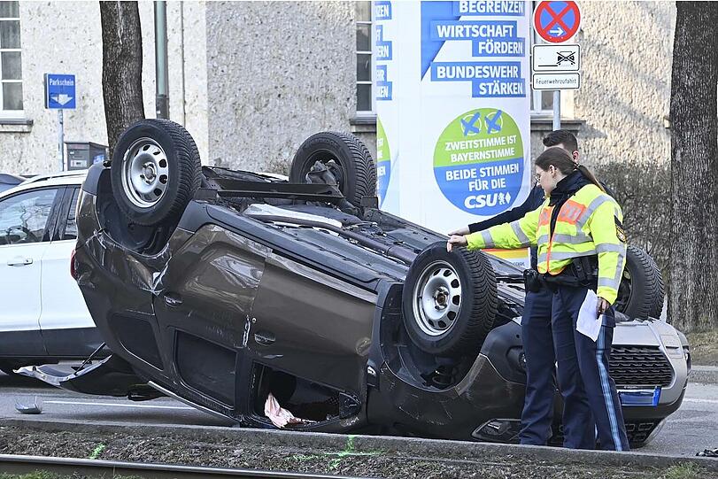Auf der Dachauer Straße hat sich am Sonntagnachmittag ein Unfall ereignet.