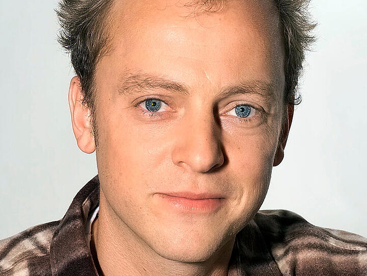 In der ARD-Serie "Lindenstraße" spielte Philipp Brammer den Lehrer Jan Günzel