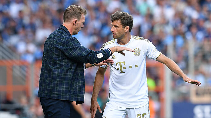 Julian Nagelsmann und sein verlängerter Arm Thomas Müller.