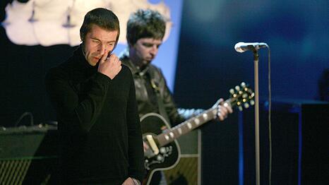 Liam und Noel Gallagher sind das Herz der Band, die 2009 zerbrach. (Archivbild)