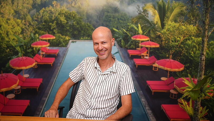 Raphael Trittner vom Haderner Reisestudio kennt die Urlaubsziele.